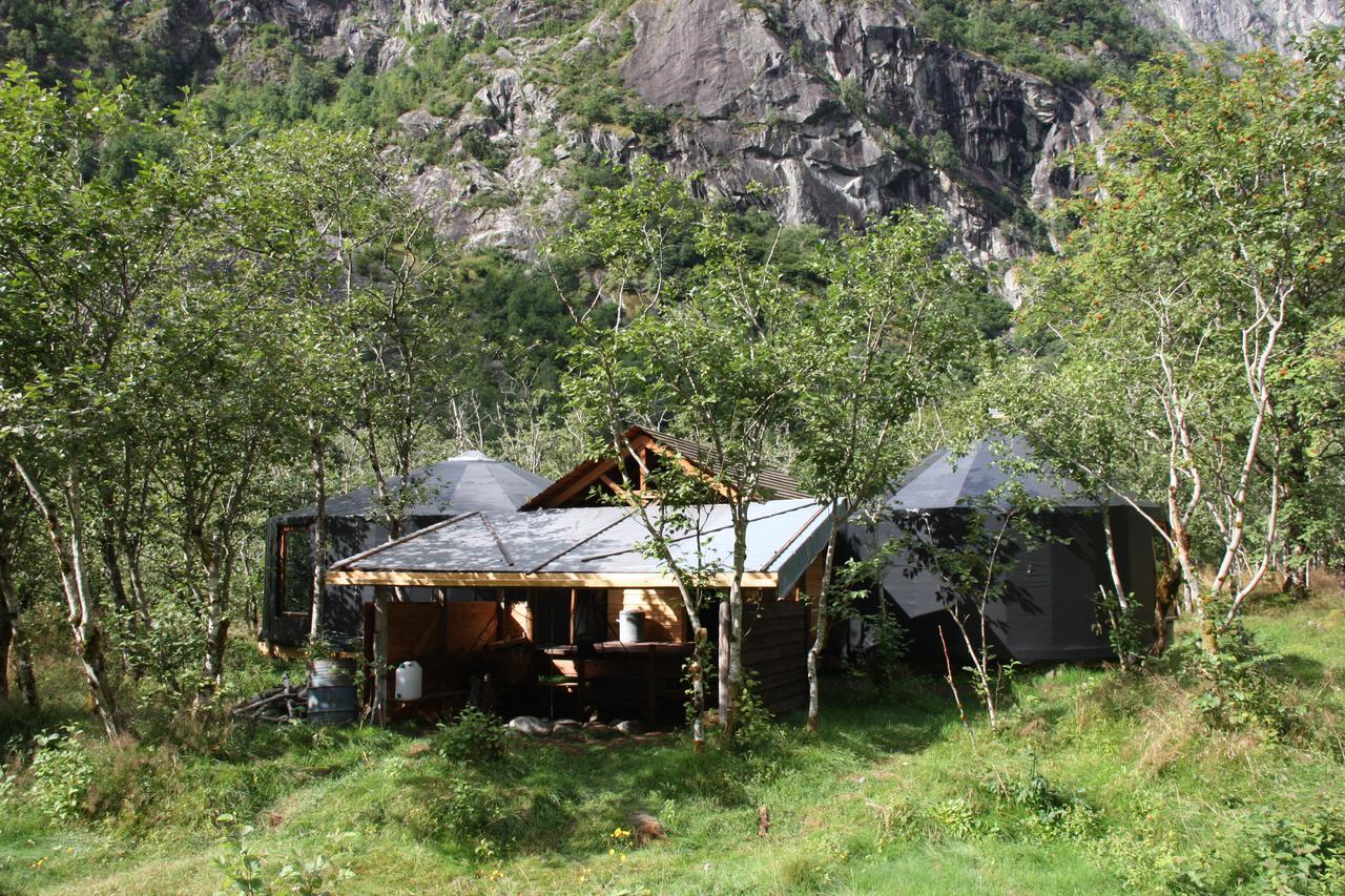 بيت شباب Hardanger Basecamp Osa المظهر الخارجي الصورة